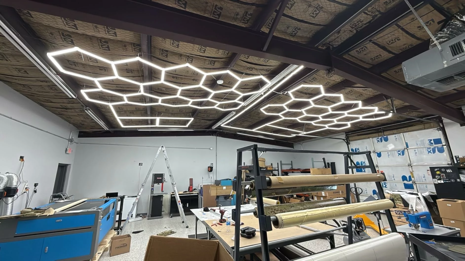 Click to view full screen LZHOME 25-Pack Hexagon LED Garage Lights - Oversized, Ultra-Bright 26,400LM Ceiling Lighting for Car Detailing, Workshops, Warehouses, Gyms, Basements, and Car Wash Areas photo review