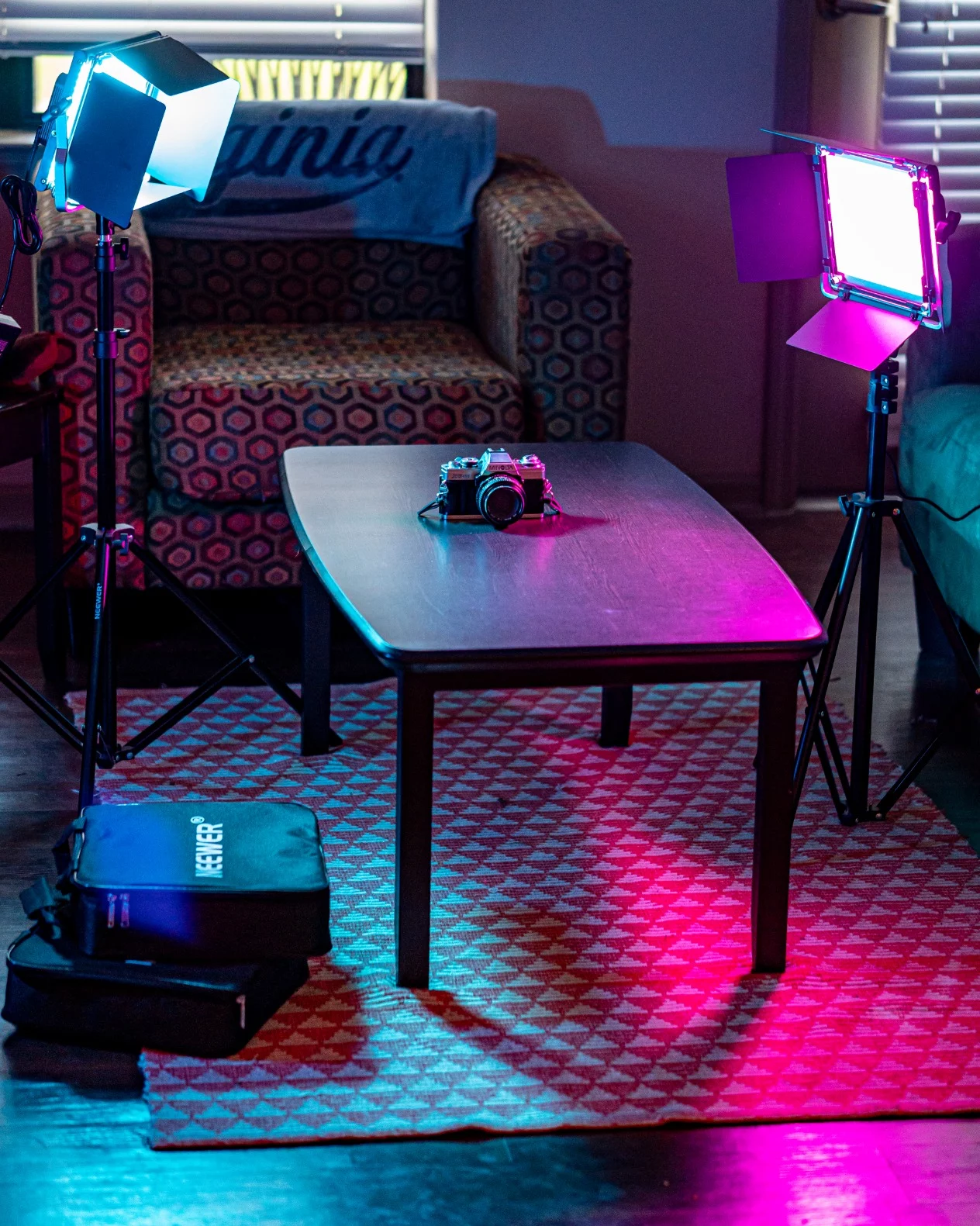 Click to view full screen NEEWER 2-Pack Bi-Color 660 LED Video Light Kit - Dimmable 3200-5600K CRI 96+ Studio Lighting Set with U-Brackets, Barndoors, and 75” Adjustable Light Stands for Photography and Video Recording (Black) photo review