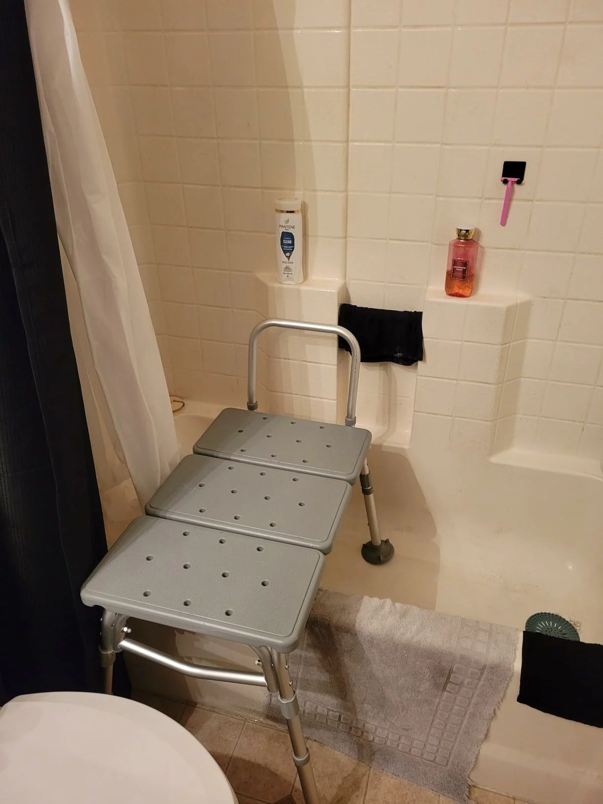 Click to view full screen Heavy-Duty Medline Transfer Bench – Adjustable Shower & Bath Seat for Seniors, Tool-Free Assembly, 400lbs photo review