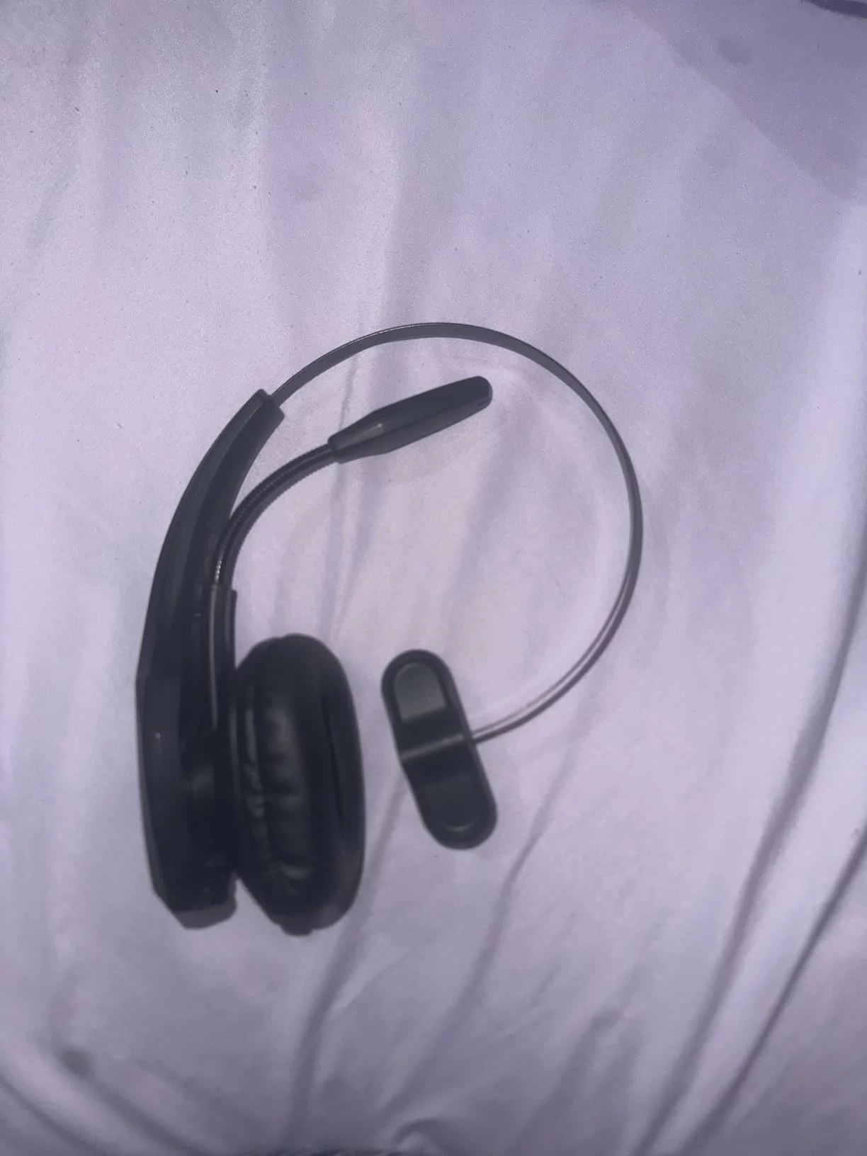 Click to view full screen Trucker Bluetooth Headset Wireless with Dual Noise Cancelling Mic & Mute, 55Hrs Work Time PC Headset for Phone Computer photo review