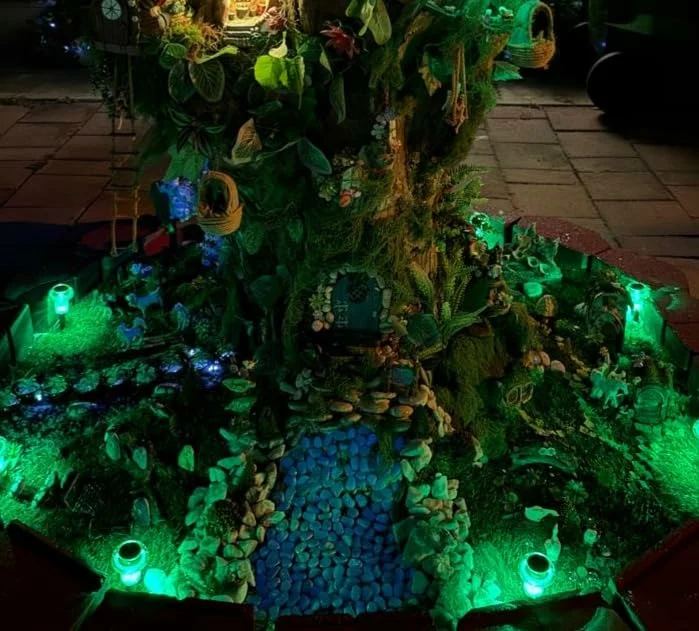 Click to view full screen 8 Pack Solar Mushroom Pathway Lights, Waterproof Outdoor LED Color Changing Garden Patio Yard Christmas Decor photo review
