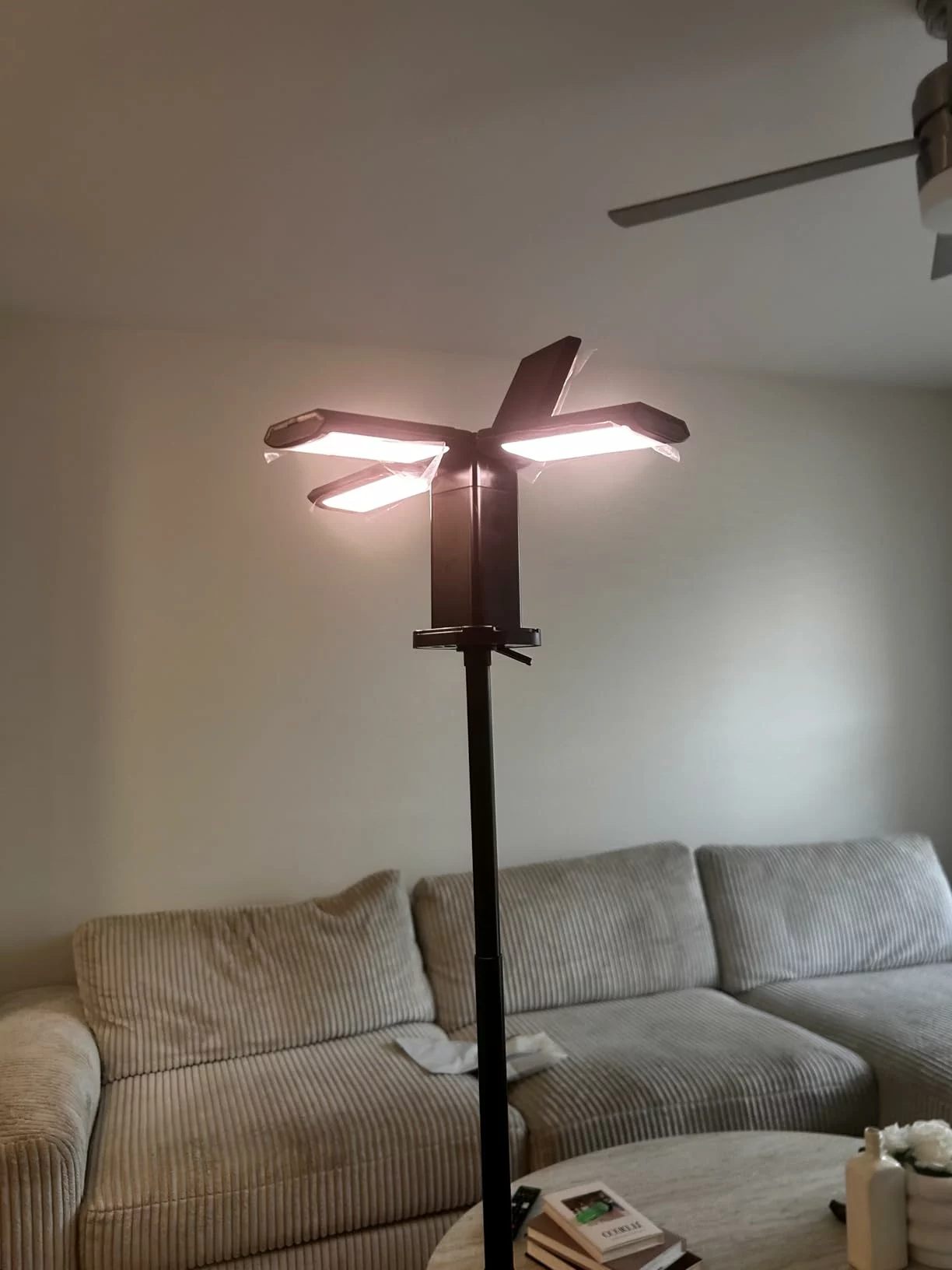Click to view full screen 14000mAh Rechargeable Camping Light With Stand Portable Work Light With 4 LED Lamp Heads 4000LM Camping Essentials Emergency Telescopic photo review