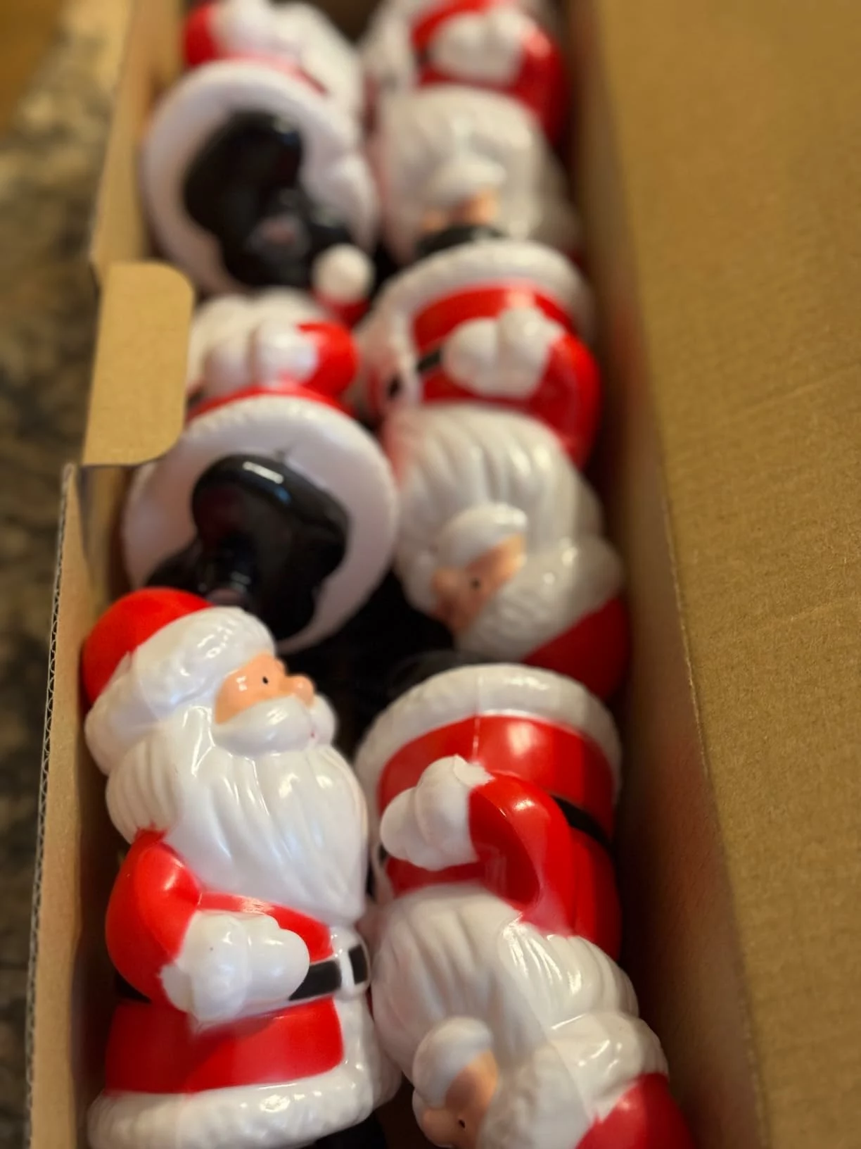 Click to view full screen 6-Pack Solar Christmas Garden Stake Lights, Outdoor Waterproof Santa Claus Pathway Lights with 8 Modes photo review