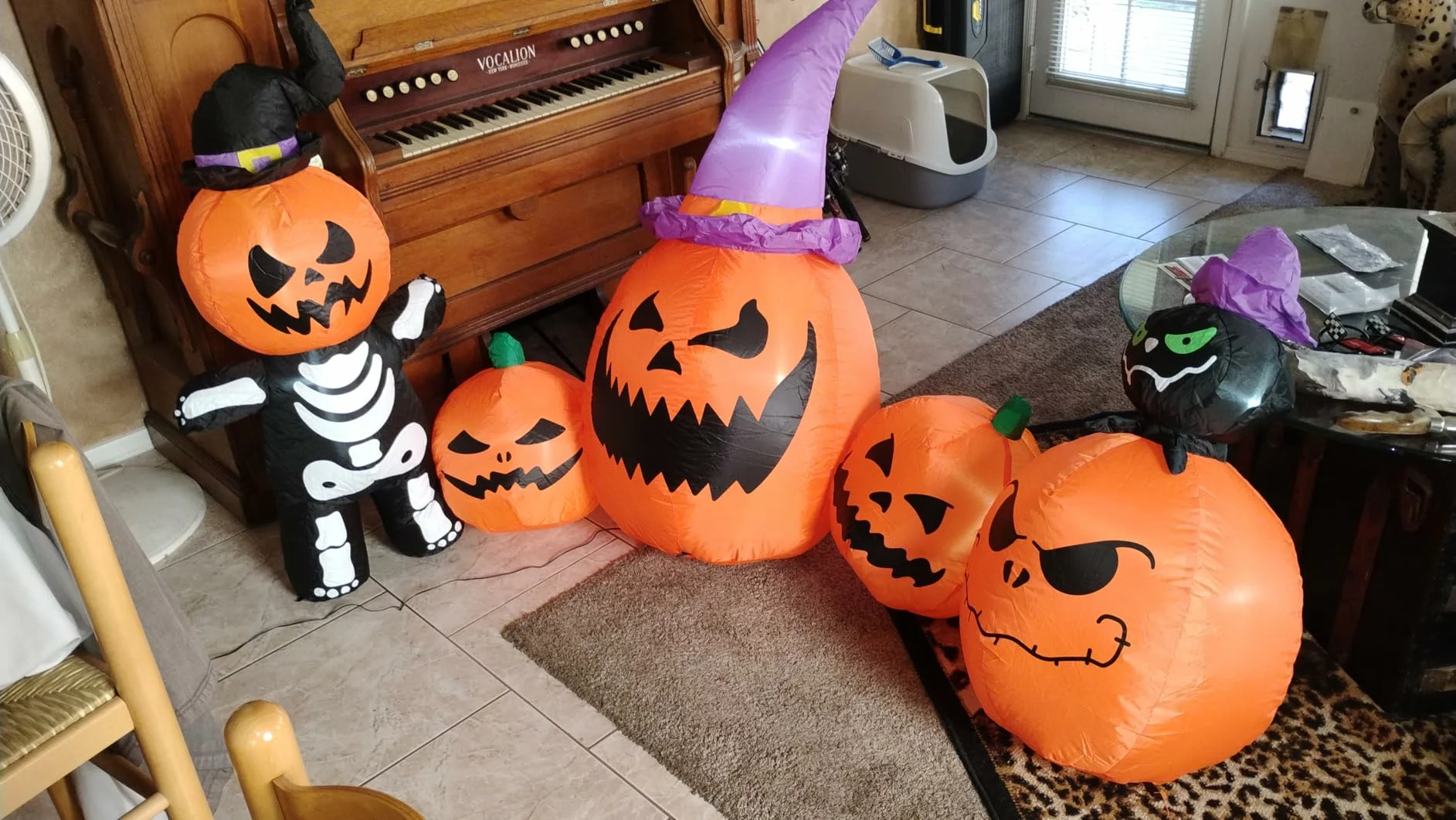 Click to view full screen Halloween Inflatable 8FT Pumpkins & Witch Cats, Lighted 5 Blow Up Decorations for Outdoor Yard Lawn Garden Halloween Decor photo review