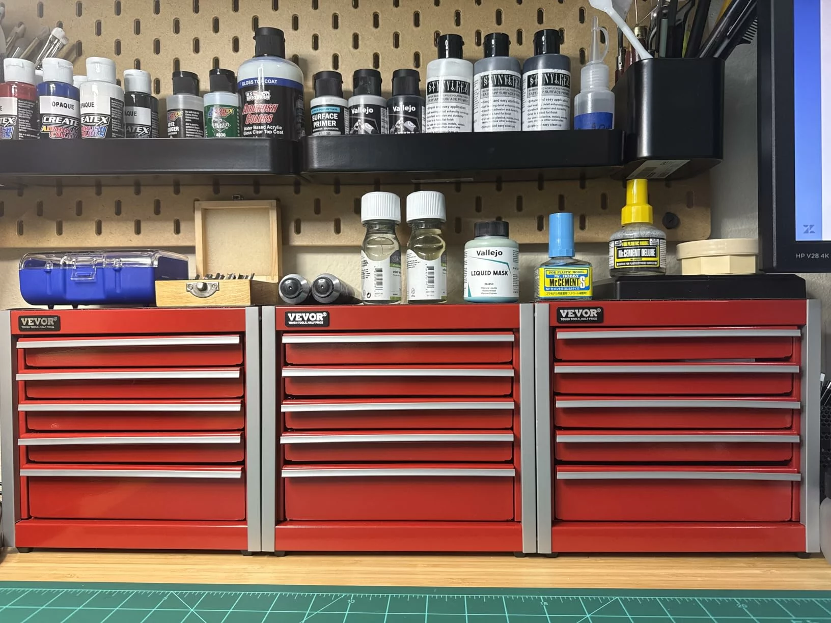 Portable Metal Tool Box With 3 Drawers Small Tool Chest With EVA Liners PP Feet Pads Heavy Duty Steel Ball Bearing Opening Powder Coated photo review