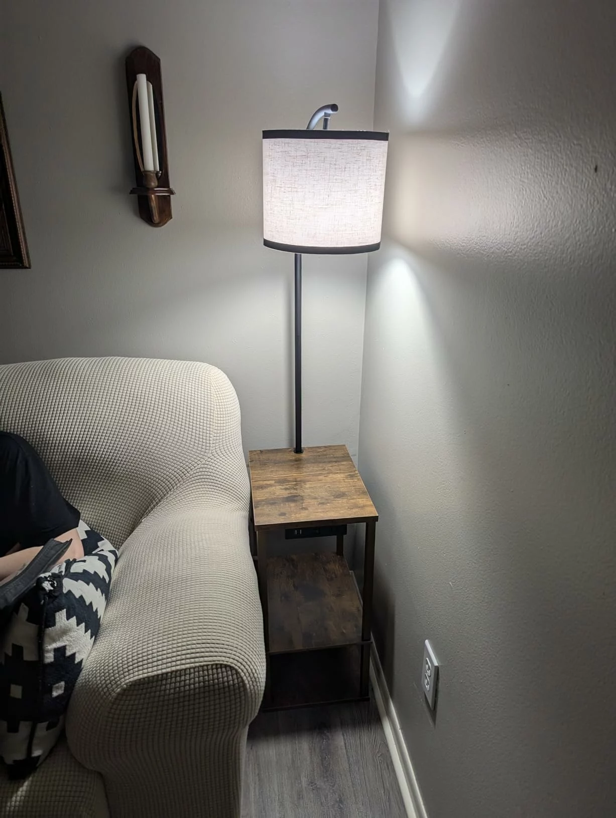 Click to view full screen Modern Floor Lamp with Side Table, 3 Color Temperature LED, USB & AC Ports, Shelves & Charging Station for Living Room & Bedroom photo review