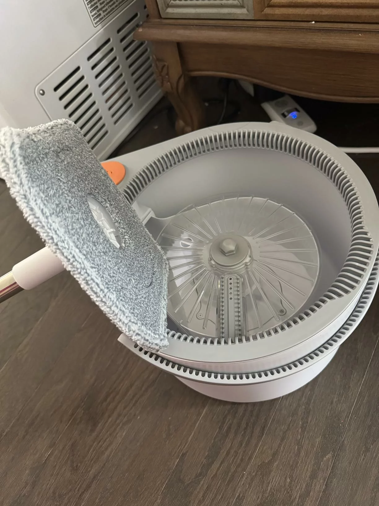 Click to view full screen Spin Mop and Bucket Set with Dual Chamber Self Separation for Clean and Dirty Water Wet Dry Floor Wall Window Cleaning photo review