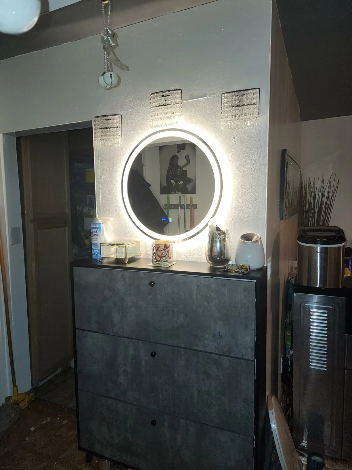 Click to view full screen 24 Inch LED Round Lighted Bathroom Mirror, Wall Mounted Vanity Mirror with Anti-Fog, Dimmable 3 Color photo review