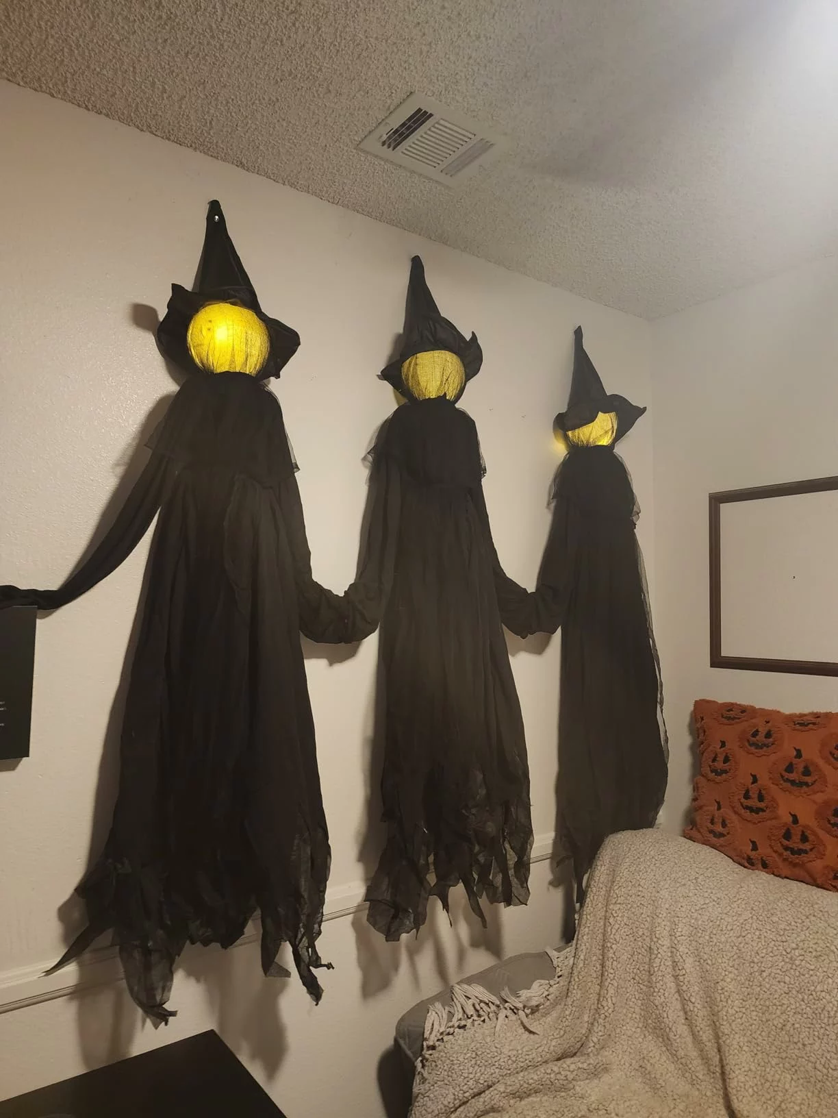 Halloween Decorations Outdoor Waterproof 3 Pack 5Ft Holding Hands Lighted Witches Stakes With Glowing Face Witch Decor photo review