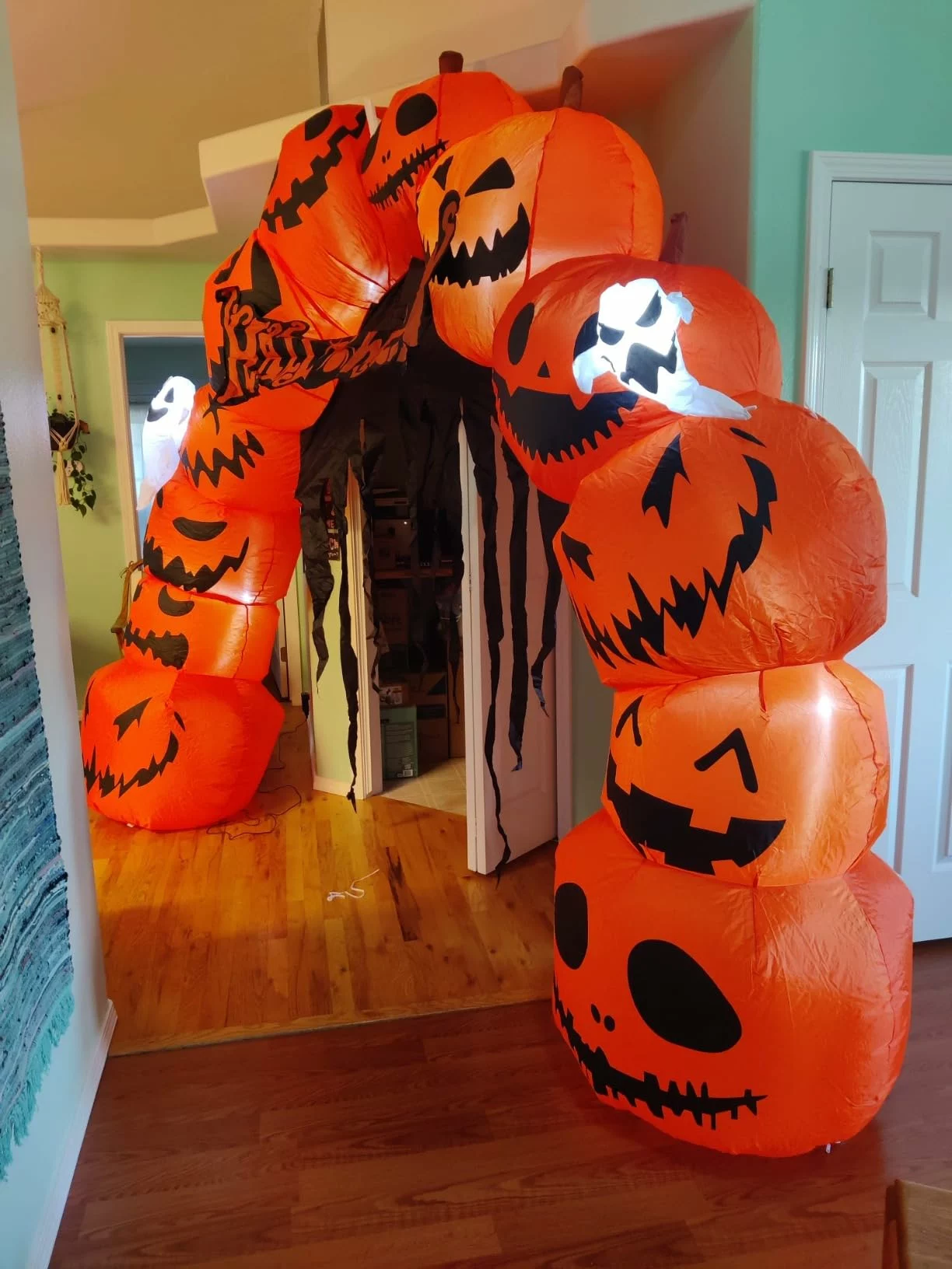 Click to view full screen 10FT Halloween Inflatable Pumpkin Archway with LED Lights Waterproof Blow Up Yard Decoration for Outdoor Lawn Garden Indoor photo review