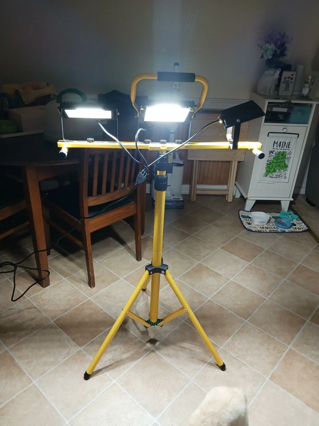 Click to view full screen Work Lights With Stand 2 Adjustable Head LED Work Light Foldable Tripod Stand Portable Removable Construction Lights With Individual Switch photo review