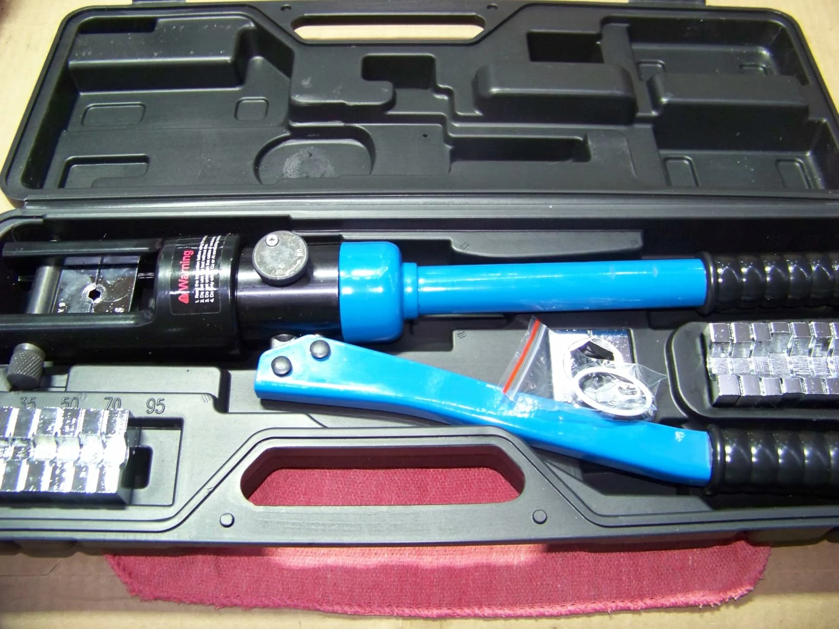 Click to view full screen 12 Ton Professional Hydraulic Cable Lug And Electrical Terminal Crimping Tool With Gloves Easy Popout Latch Head Design 10 Pairs photo review