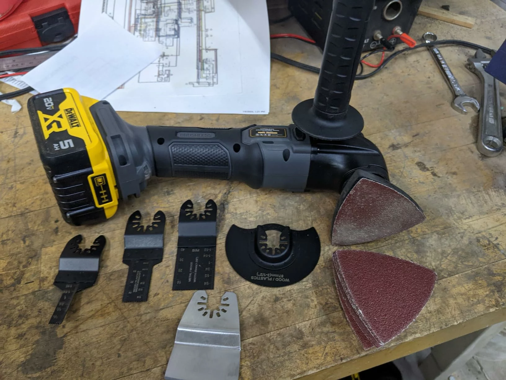 Click to view full screen 18V Cordless Oscillating Multi-Tool, Brushless Motor, 21000 OPM Max, Auxiliary Handle for Wood Cutting and Sanding Compatible with Milwaukee photo review