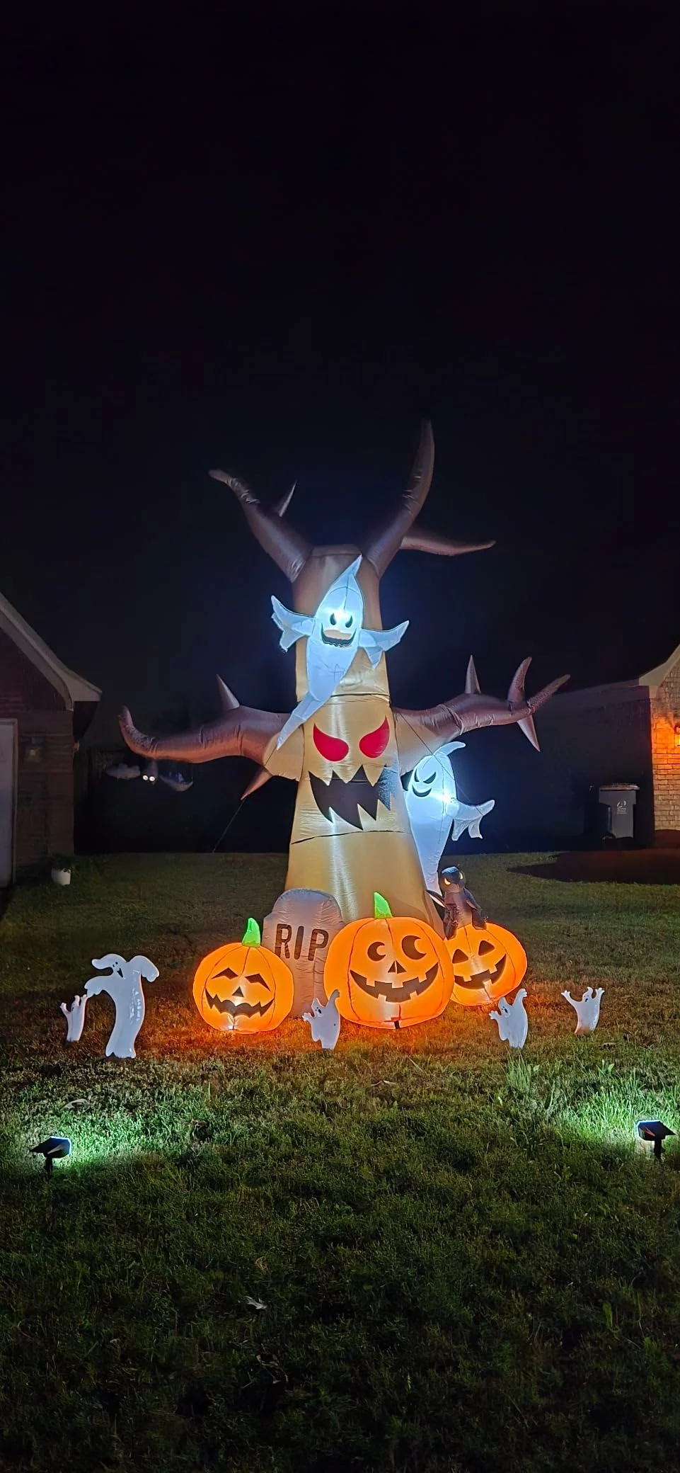 Click to view full screen 12FT Halloween Inflatable Scary Dead Tree with Pumpkin Ghost Tombstone Blow Up Outdoor Yard Decorations Built-in LED Lights photo review