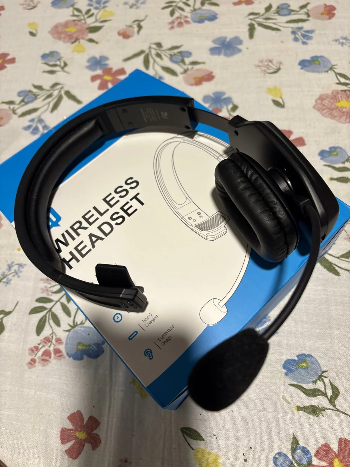 Click to view full screen Bluetooth Headset V5.2 Wireless with Mic, 60Hrs Noise Canceling Single Ear Trucker Headphone with Mute for PC Phone Office photo review