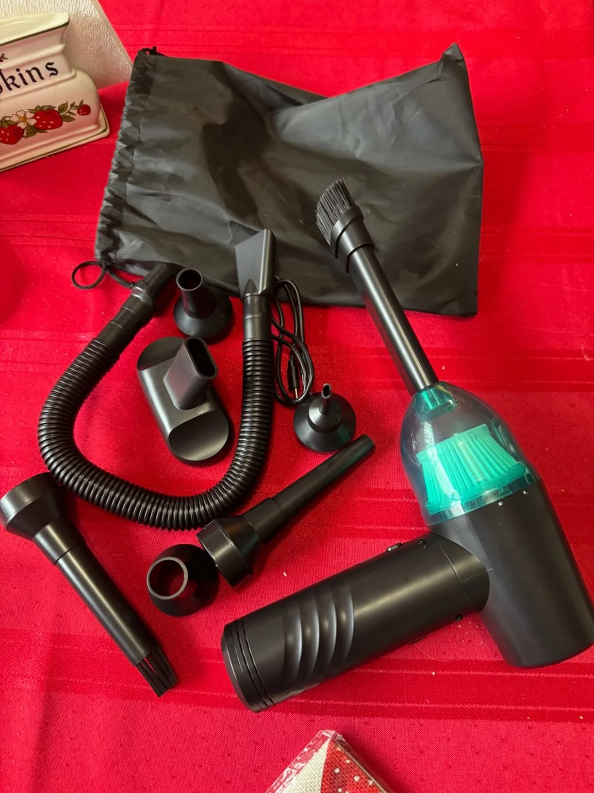Click to view full screen Compressed Air Duster Electric – Cordless Computer & Keyboard Vacuum Cleaner, 11000PA Mini PC Air Blower photo review