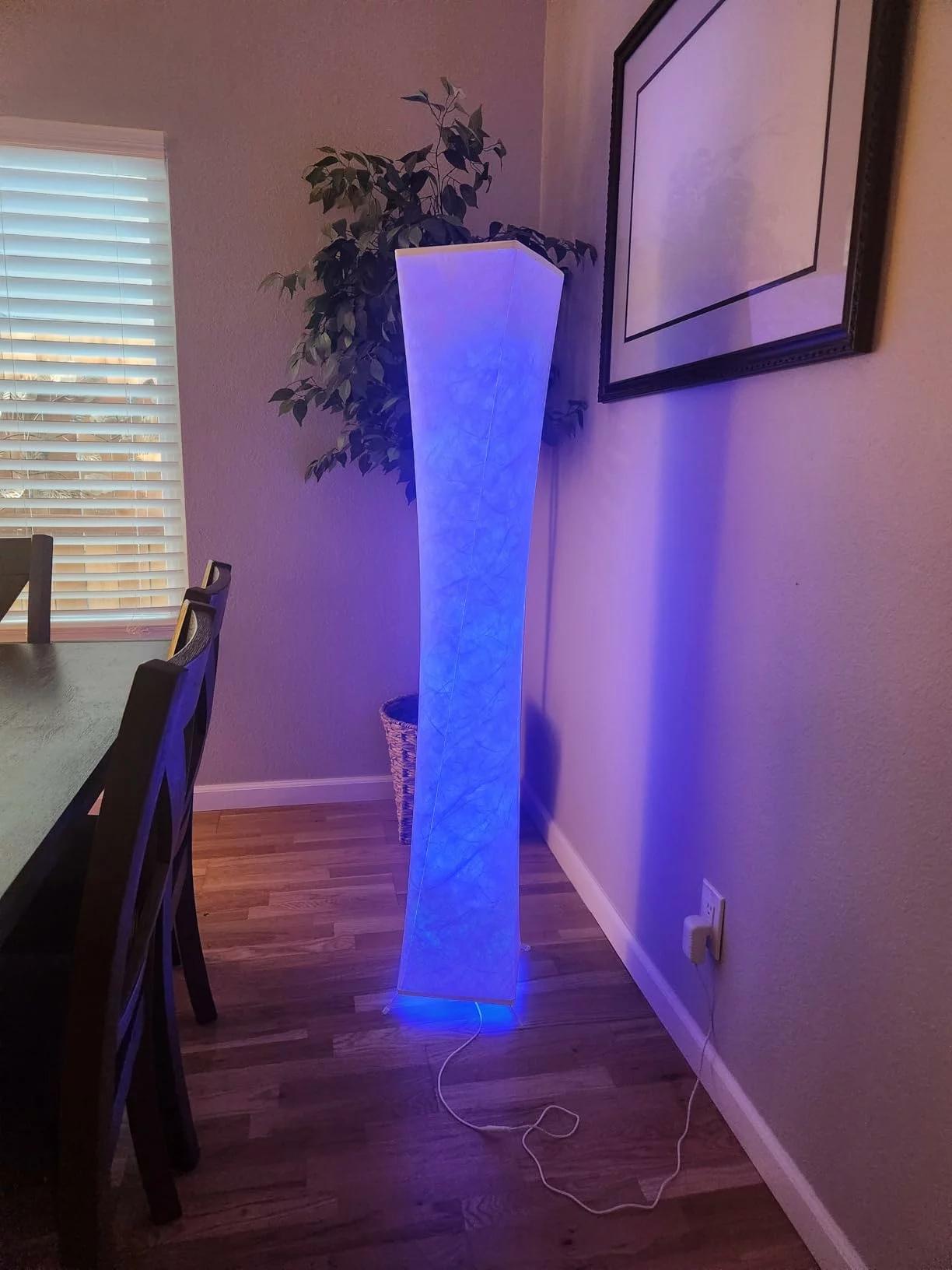 Click to view full screen 61'' Smart RGB LED Corner Floor Lamp, 16M DIY Colors, 3 CCT, APP & Remote Control, Music Sync for Bedroom photo review
