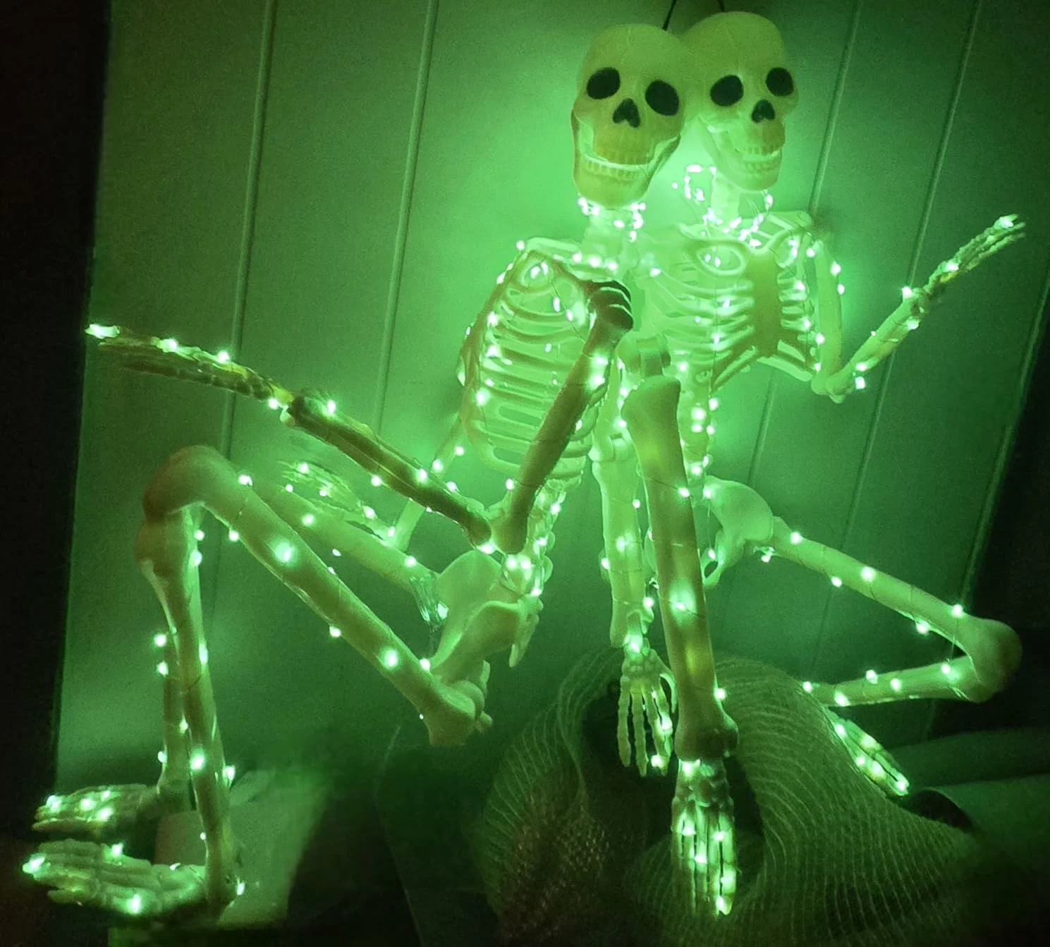 Click to view full screen 2 Pack 3FT Halloween Skeleton Decorations, 36 Inch Full Body Skeletons with White Light Eyes & Movable Joints for Outdoor Indoor Yard photo review