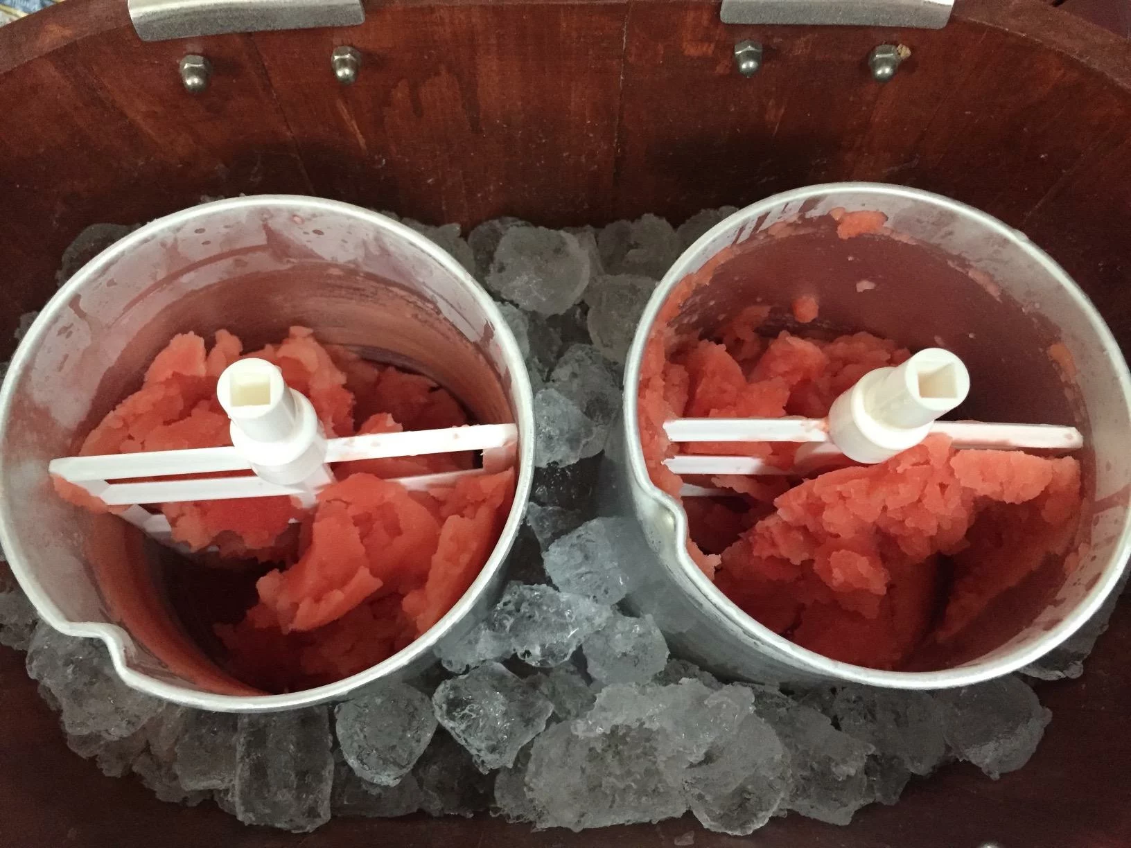 Click to view full screen 2-Quart Electric Ice Cream Maker – Make Homemade , Sorbet & Frozen Yogurt Digital Controls, Freezing Gel Canister – Stainless Steel photo review