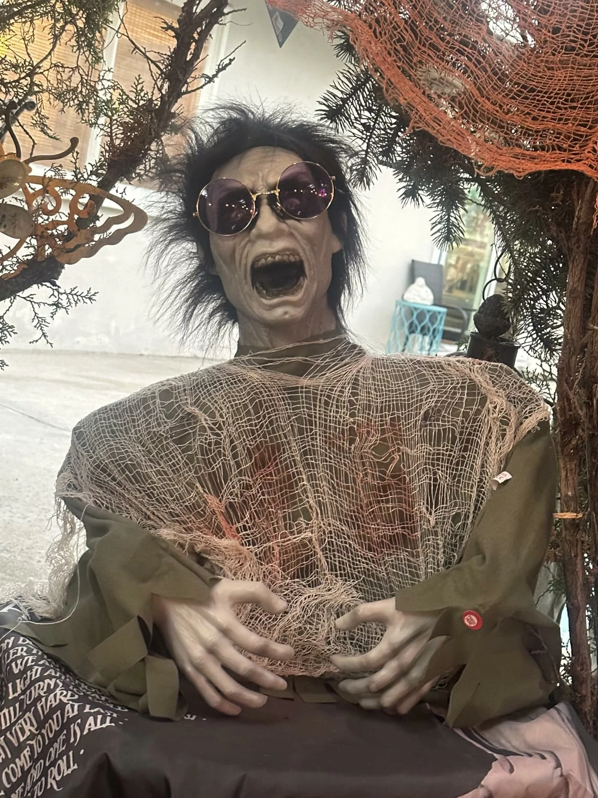 Click to view full screen JOYIN Animated Halloween Zombie Groundbreaker, Light-Up Skeleton Prop with Scary Sound for Outdoor Yard, Lawn, Patio & Haunted House Decoration photo review
