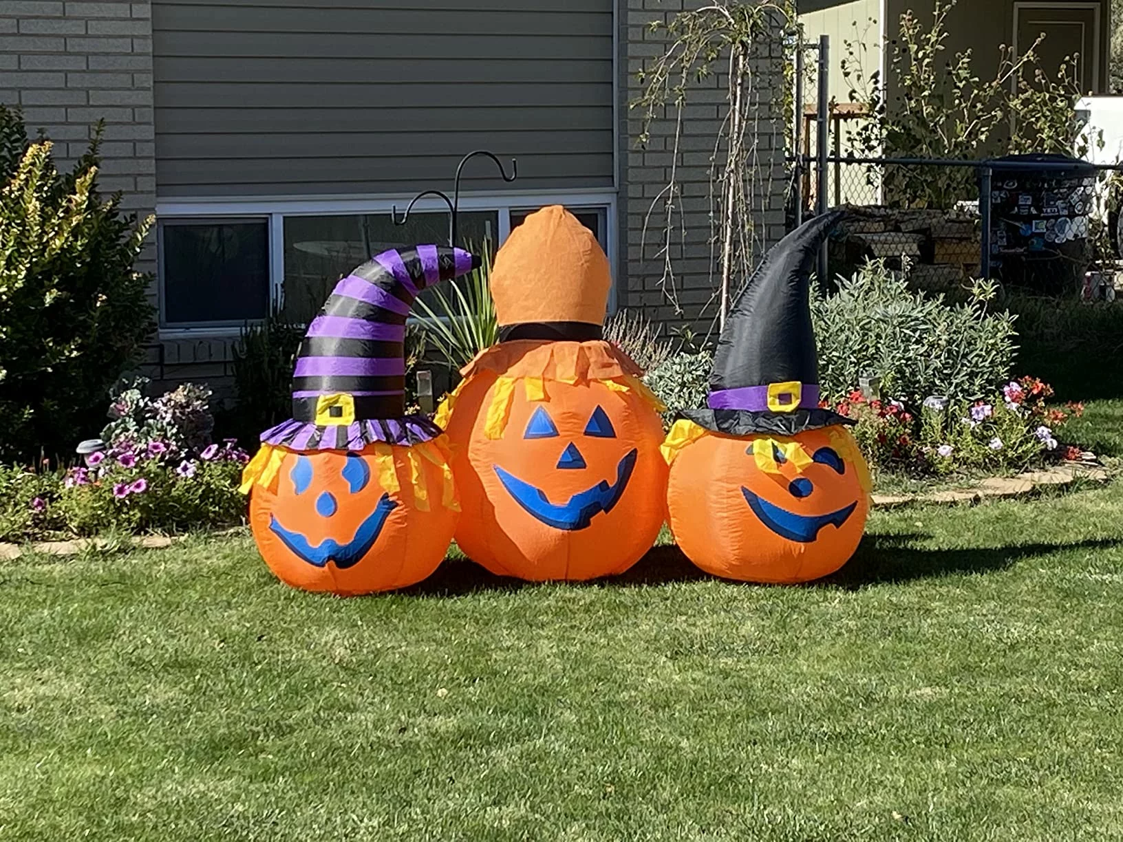 Click to view full screen 6.5 FT Halloween Inflatables Outdoor Pumpkin Combo with Wizard hat Blow Up Yard Decoration with LED Lights Built-in for Holiday Party photo review