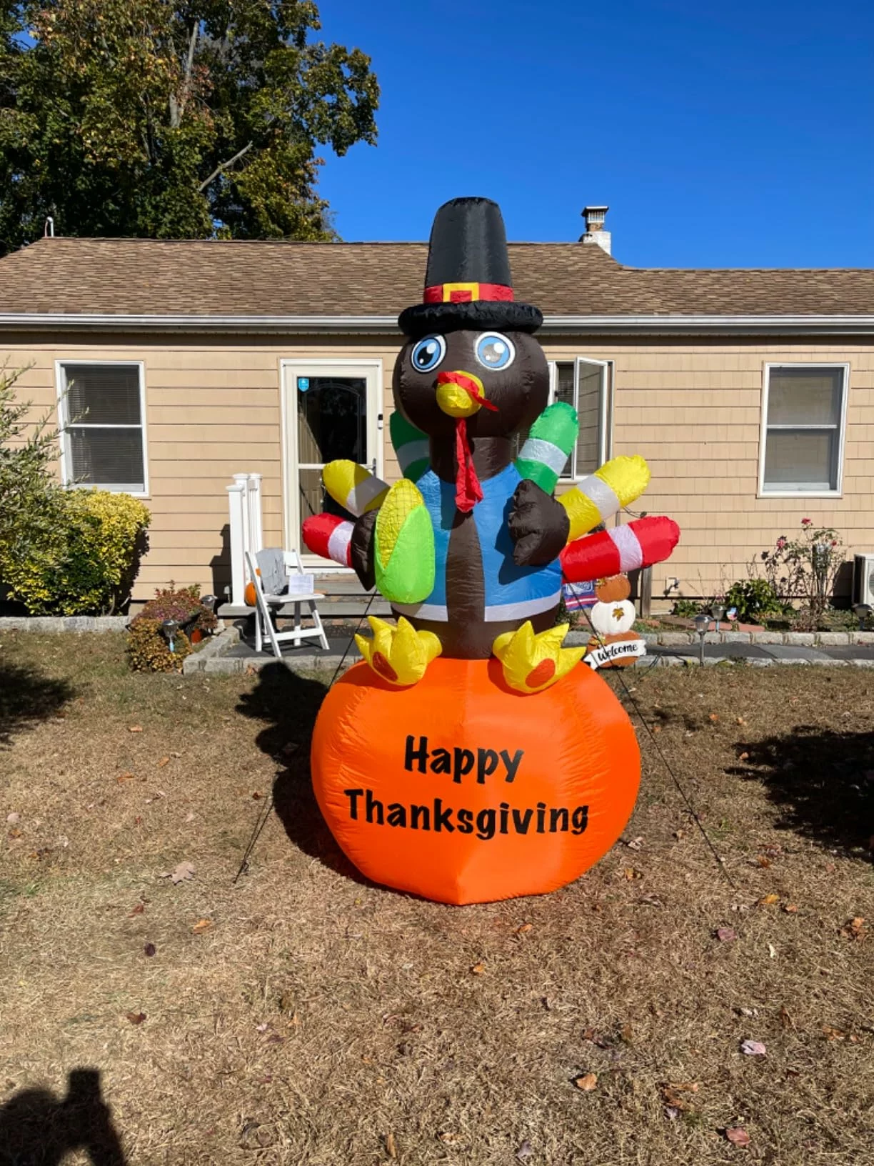 Click to view full screen 6FT Halloween Inflatable Pumpkin Ghost Outdoor Decor, Blow Up Yard Decoration with Built-in Colorful LED Lights Waterproof photo review