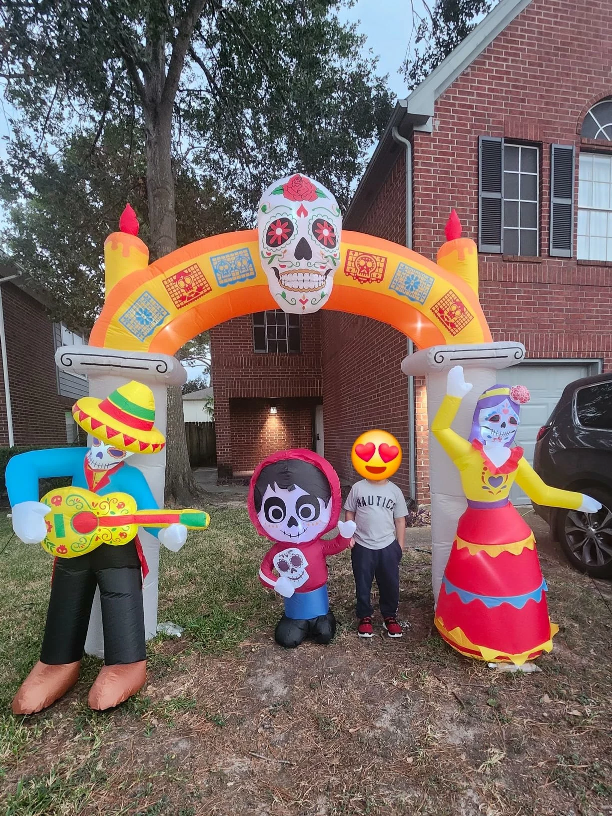 Click to view full screen 9 FT Halloween Inflatables Haunted House Castle Archway Decoration with Led Light Halloween Inflatables photo review