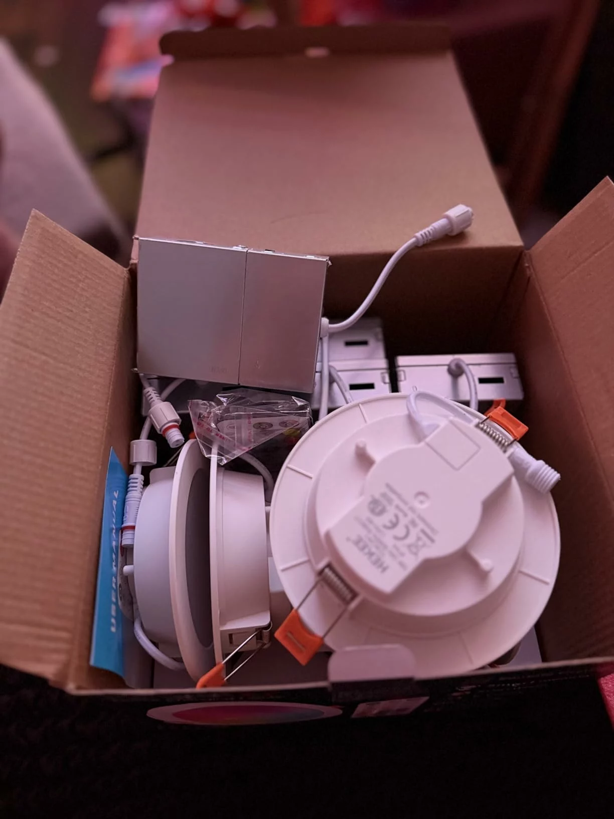 Click to view full screen 6 Pack 4 Inch Smart LED Recessed Lighting WiFi Bluetooth RGB 2700K-6000K Color Changing 10W=70W 800LM Voice Control photo review