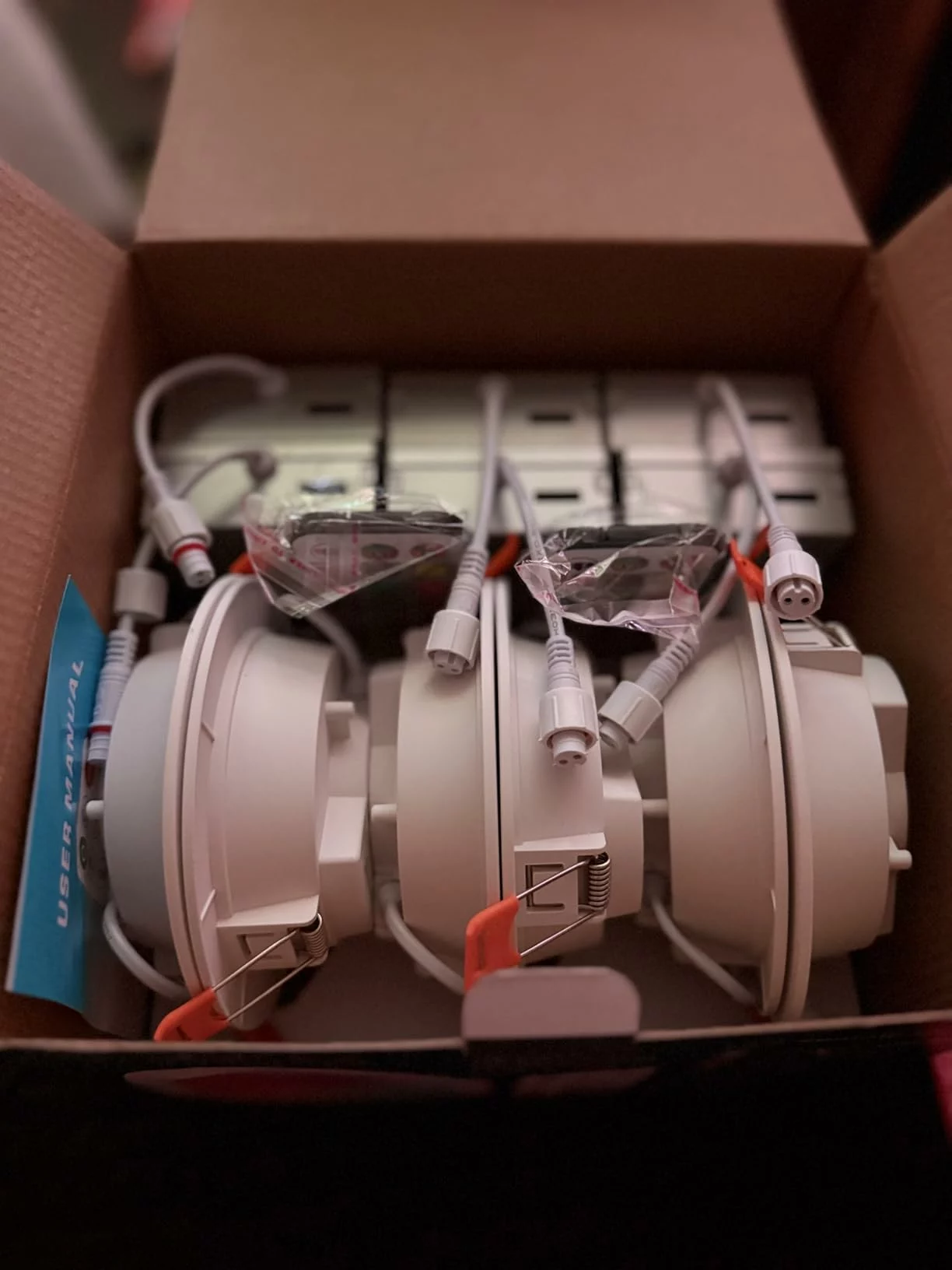 Click to view full screen 6 Pack 4 Inch Smart LED Recessed Lighting WiFi Bluetooth RGB 2700K-6000K Color Changing 10W=70W 800LM Voice Control photo review