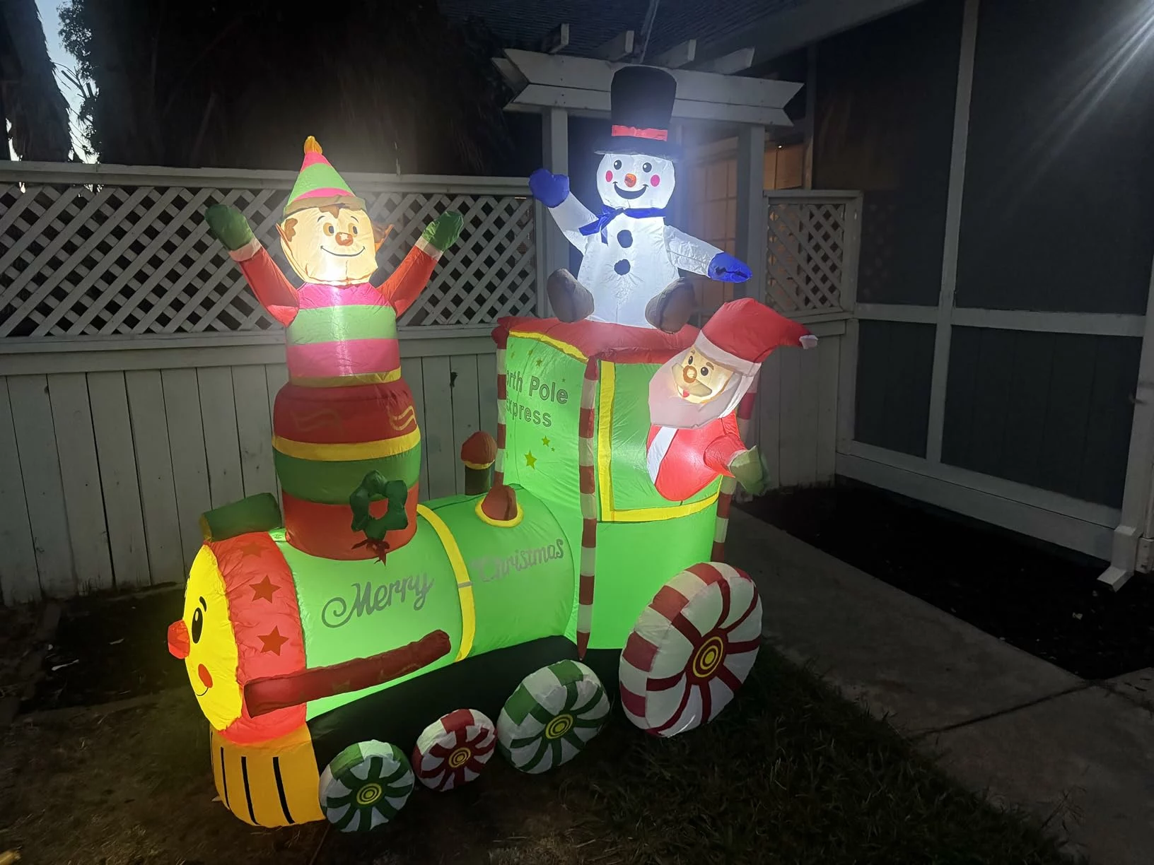 6.2FT Christmas Inflatable Train with Santa Claus – LED Lighted Blow Up Outdoor Yard Decoration for Lawn, Garden & Holiday Party photo review