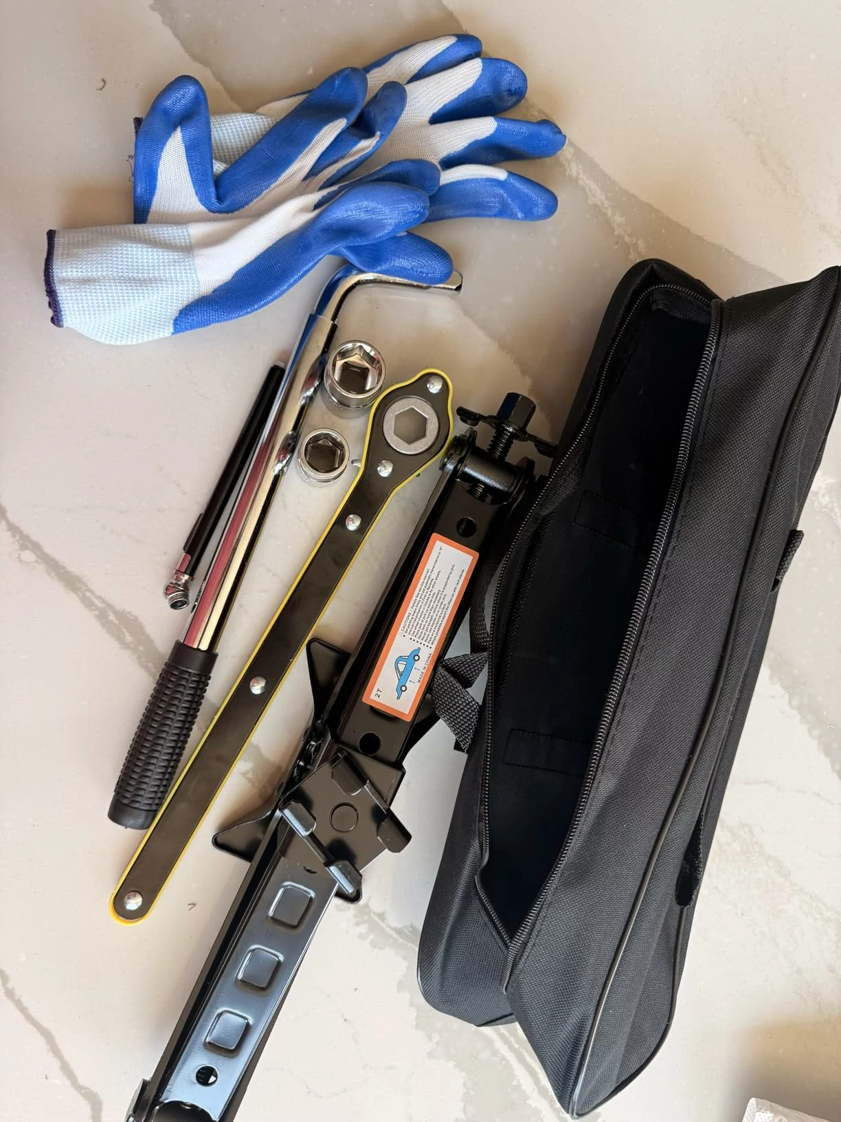 Click to view full screen Portable Car Jack Kit, 2 Ton Scissor Jack with Lug Wrench, Emergency Tire Change Repair Kit for Car SUV Universal Use photo review