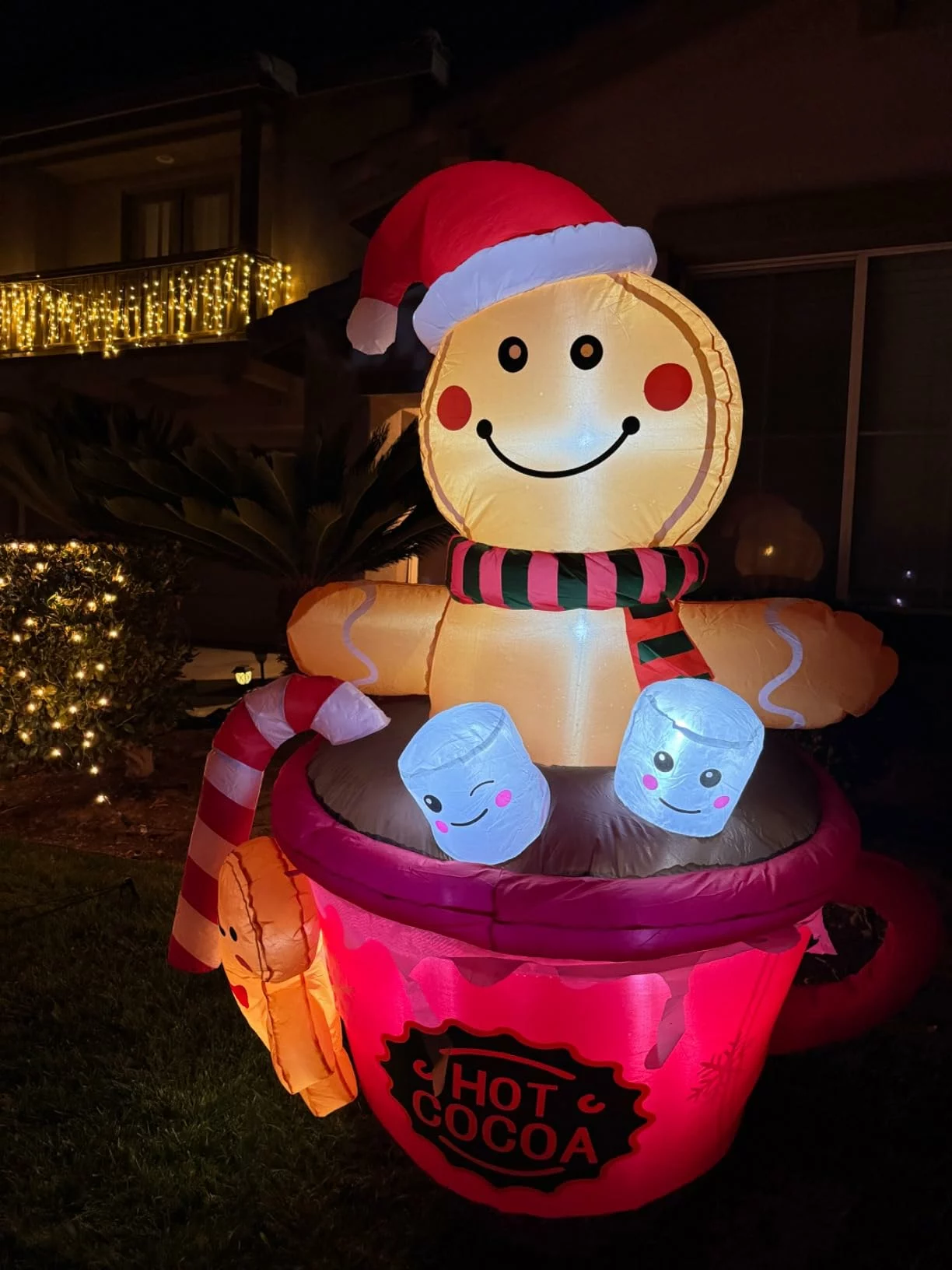 ZPISF 6FT Christmas Inflatable Gingerbread Man in Hot Cocoa Mug – Cute LED Blow Up Outdoor Yard Decoration for Garden, Lawn & Xmas Holiday photo review