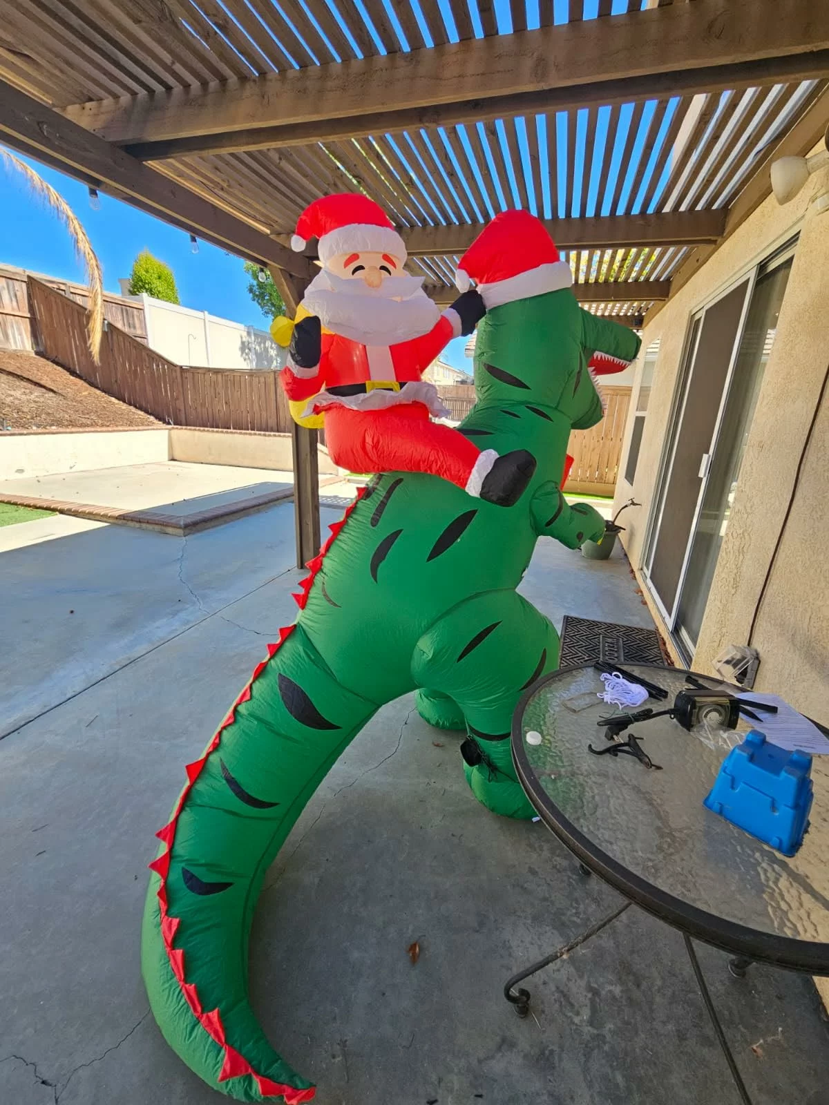 GARIG 10FT Lighted Christmas Inflatable Puppy – Built-in LED Blow Up Yard Decor for Outdoor Lawn, Garden & Xmas Holiday Party USA photo review