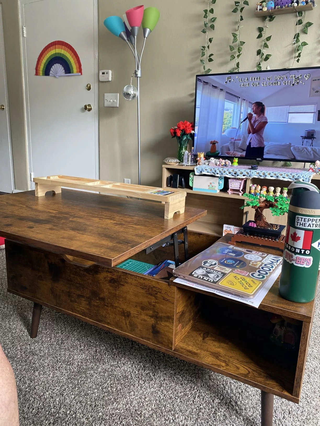 Click to view full screen Sweetcrispy Lift Top Coffee Table For Living Room With Hidden Storage Compartment And Shelf Small Wooden Center Table photo review