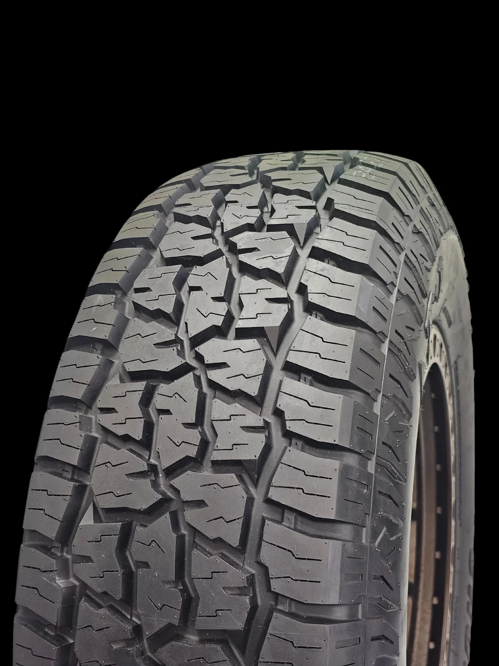 Crossmax AT-1 All Terrain LT26570R17 121118S E Light Truck Tire_05 Crossmax AT 1 All Terrain LT26570R17 121118S E Light Truck Tire 05