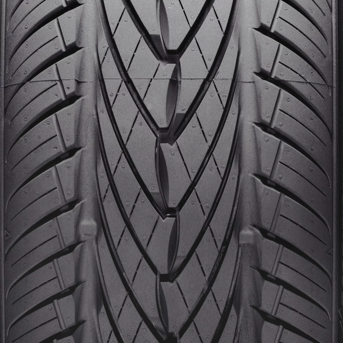 Kumho Ecsta AST KU25 UHP 22550R15 91H Passenger Tire 04