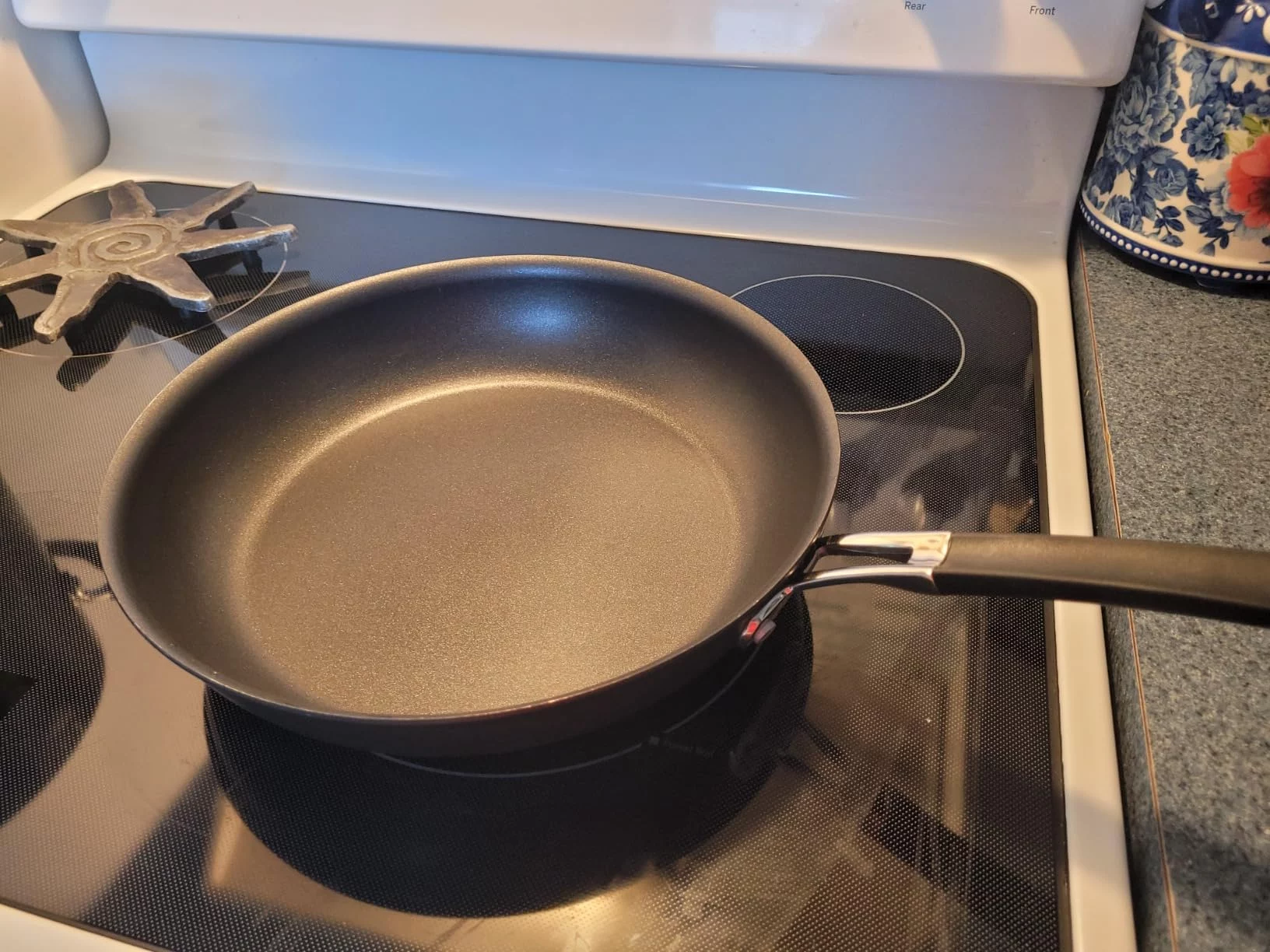 Click to view full screen Advanced Home Nonstick Skillet – Durable Frying Pan for Effortless Everyday Cooking photo review