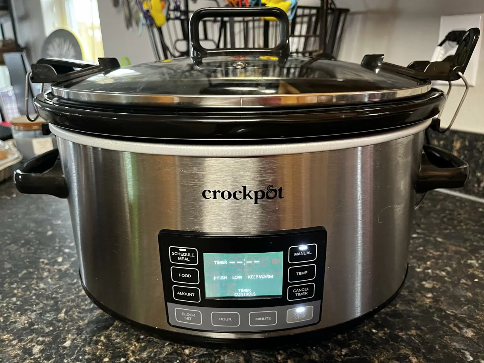 7-Quart Programmable Slow Cooker with Locking Lid – Large Capacity Kitchen Cooker, Set-and-Forget Meal Prep photo review