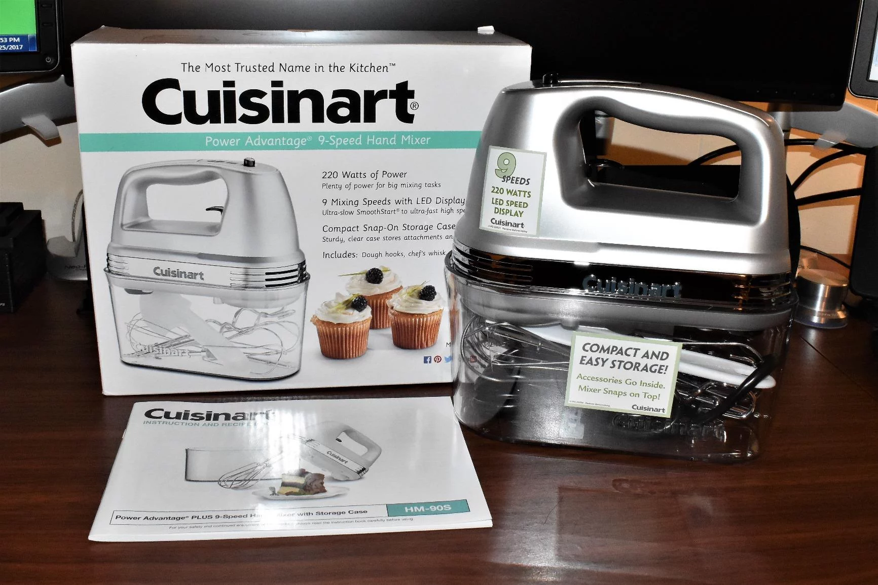 9-Speed Power Advantage Hand Mixer – Lightweight Electric Beater with Turbo Boost and Mixing Attachments for Baking photo review