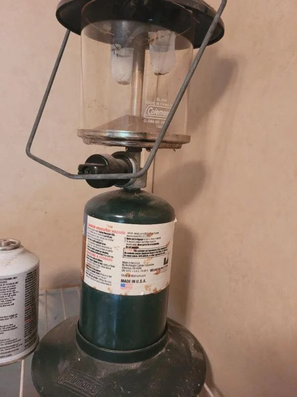 Coleman 2-Mantle InstaStart QuickPack Lantern – Bright, Durable & Easy to Light photo review