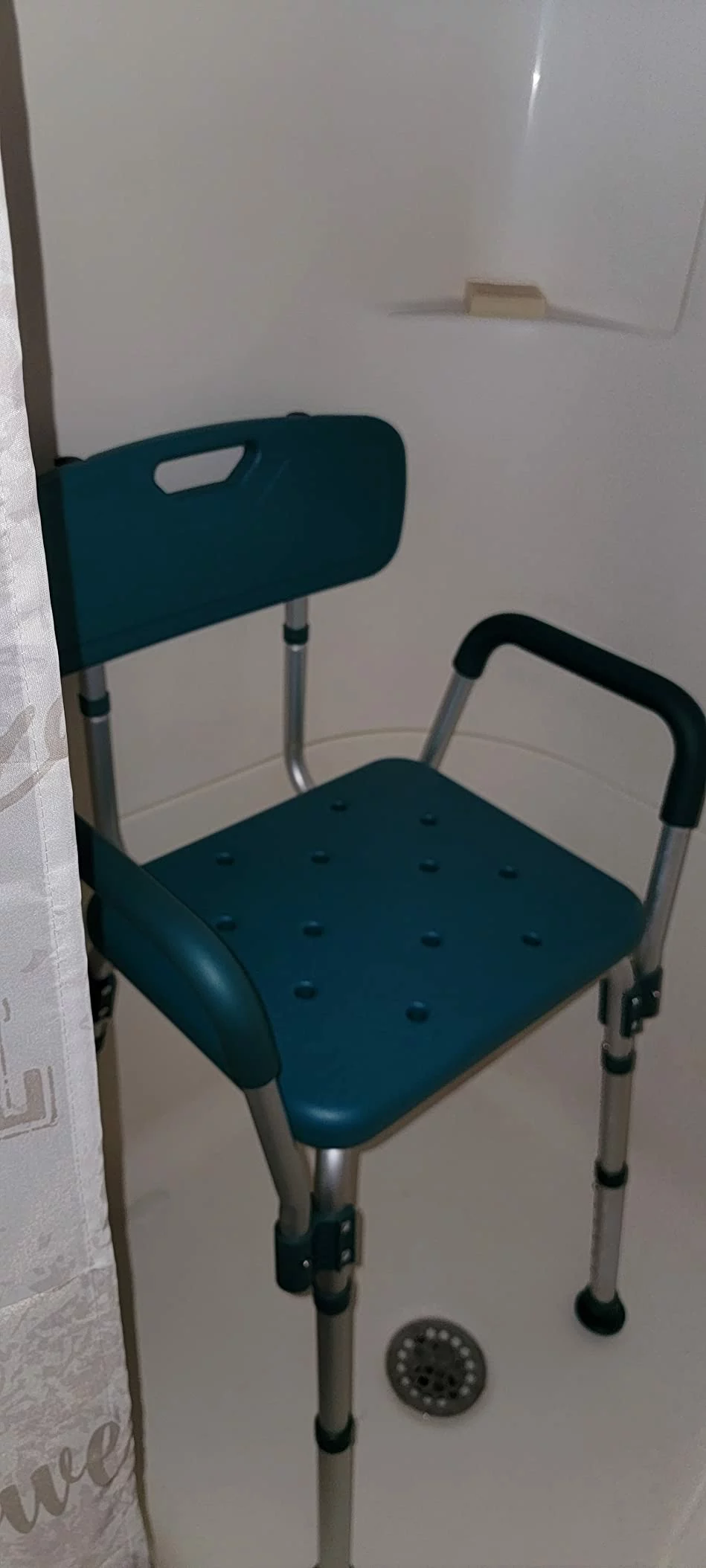 Quick Release Teal Shower Chair – 300 lb Capacity with Back and Arm Support for Safety and Comfort photo review