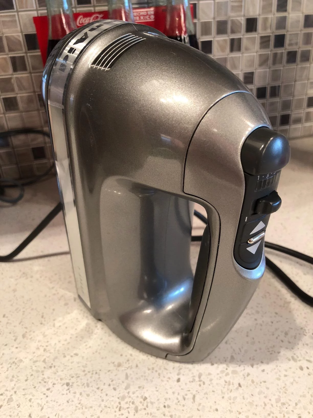 7-Speed Hand Mixer – Powerful Electric Beater with Turbo Control and Stainless Steel Attachments for Baking photo review