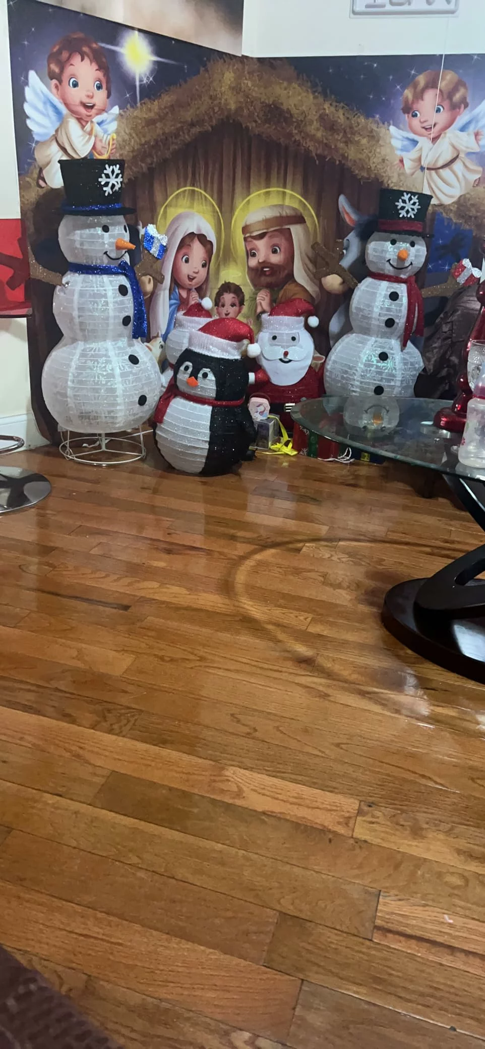 LuxenHome Set of 3 Lighted Presents – Holiday Decoration with Red Ribbon Accents photo review