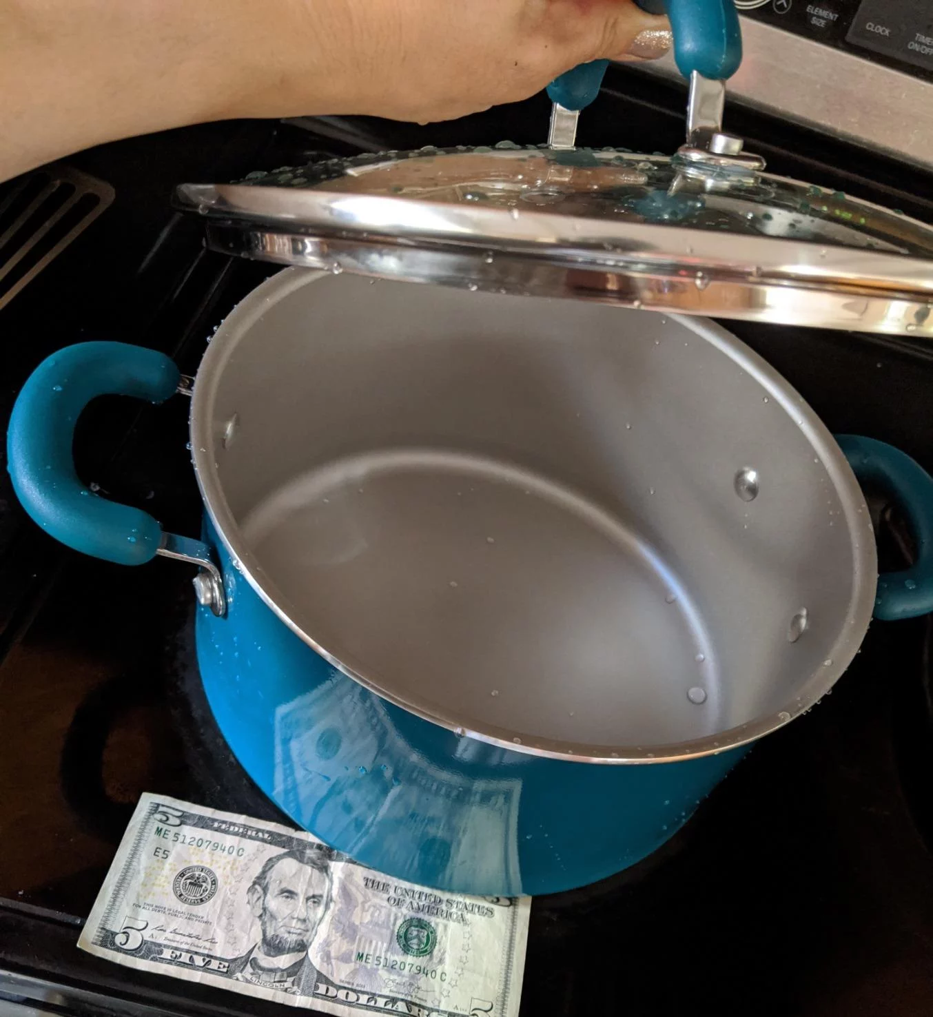 Create Delicious Aluminum Nonstick 6-Quart Stockpot – Durable, Even-Heating Cookware with Lid for Soups and Stews photo review