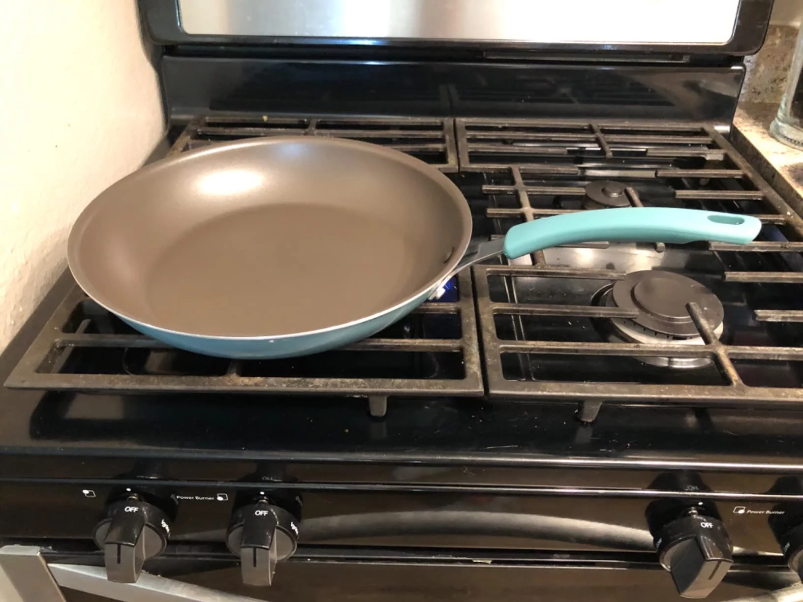 Cook + Create 14-Inch Aluminum Nonstick Frying Pan – Durable Skillet for Everyday Cooking photo review