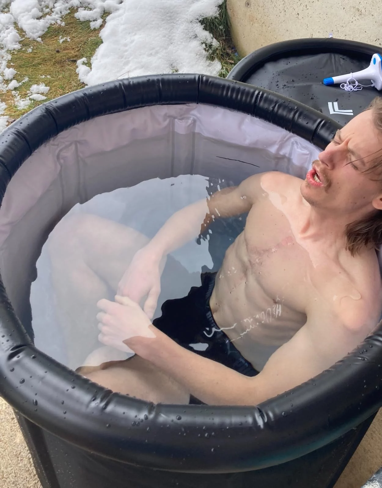 Portable Ice Bath Cold Plunge Tub – Foldable Recovery Bath for Muscle Relaxation and Wellness Therapy photo review