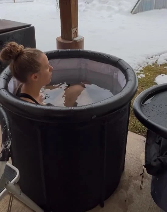 Portable Ice Bath Cold Plunge Tub – Foldable Recovery Bath for Muscle Relaxation and Wellness Therapy photo review