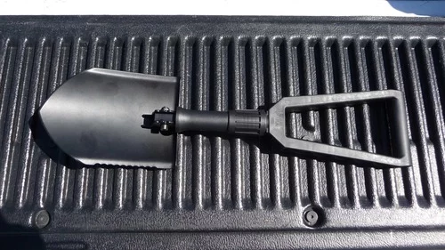 Gerber E-Tool Folding Spade – Compact Entrenching Tool with Serrated Edge, Glass-Filled Nylon Handle, and Anodized Aluminum Shaft photo review