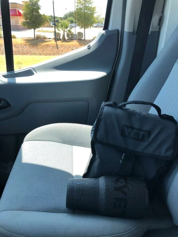 Click to view full screen YETI Daytrip Insulated Lunch Bag for Fresh Food On the Go photo review