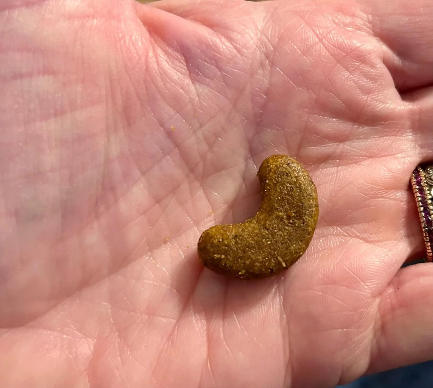 French Bulldog Adult Dry Dog Food - Tailored Kibble Shape for Easy Eating - Digestive Health Formula for Reduced Gas & Healthy Skin photo review